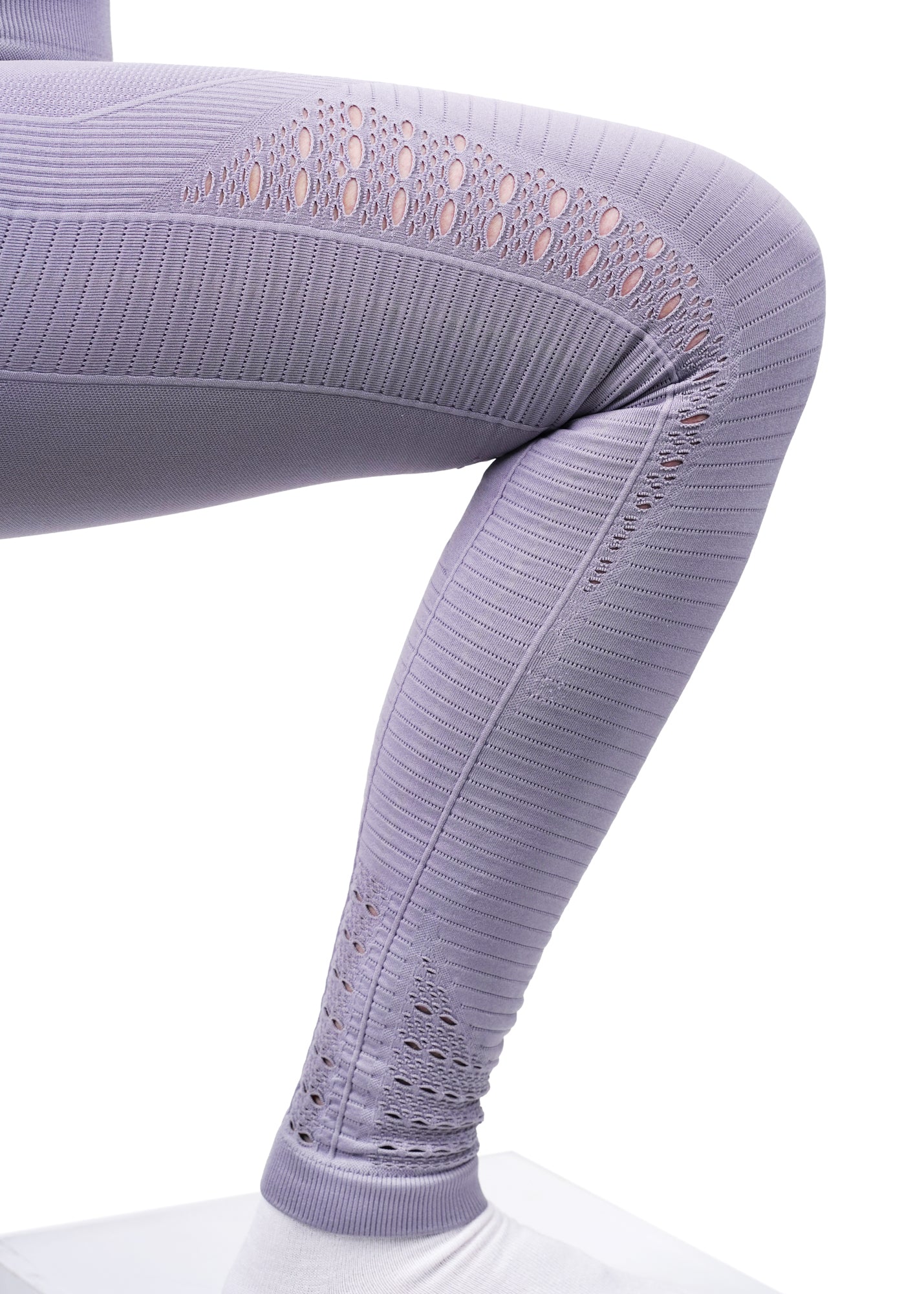 Emily: Experience Ultimate Freedom with Beautiful Emily Seamless Leggings!
